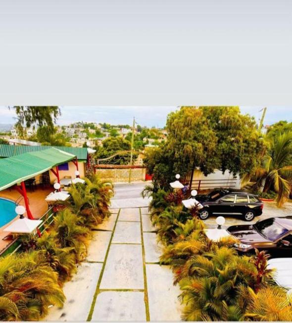 Vivy Hill'S Hotel Port-au-Prince Kültér fotó
