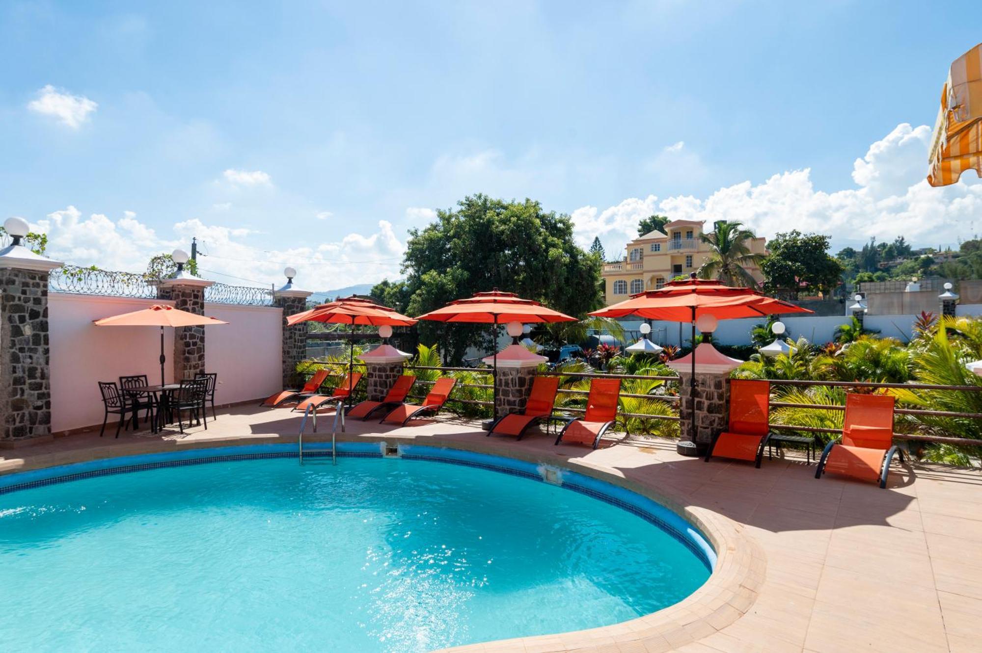 Vivy Hill'S Hotel Port-au-Prince Kültér fotó
